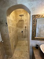 Bella Vista Stone House