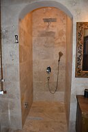 Bella Vista Stone House