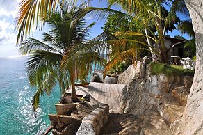 Sun Reef Village on Sea