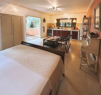 Sun Reef Village on Sea