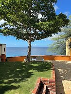 Sun Reef Village on Sea