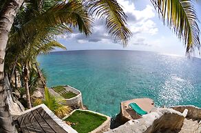 Sun Reef Village on Sea