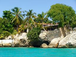 Sun Reef Village on Sea
