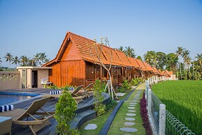 Victory Munggu by ecommerceloka