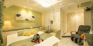 Qt HOTEL - Adults Only