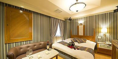 Qt HOTEL - Adults Only