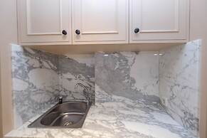 Cozy And Strategic Studio At Springlake Summarecon Apartment