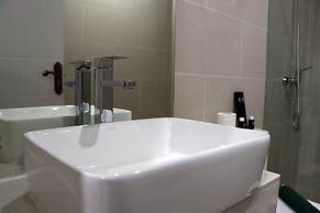 Comfort And Minimalist 2Br At Daan Mogot City Apartment