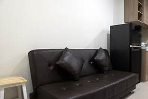 Comfort And Minimalist 2Br At Daan Mogot City Apartment