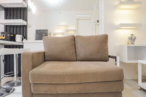 Comfort Living And Minimalist 1Br At Bassura City Apartment