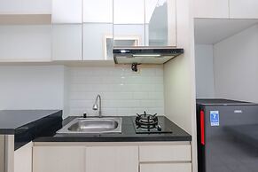 Comfy And Homey 2Br At Patraland Urbano Apartment