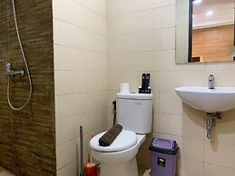 Nice And Strategic 1Br At Sky Terrace Apartment