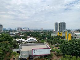 Nice And Strategic 1Br At Sky Terrace Apartment