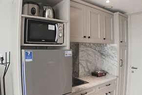 Warm And Cozy Studio At Springlake Summarecon Apartment