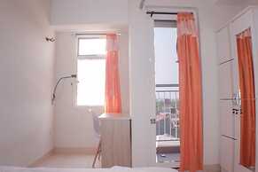 Modern And Cozy Studio At Springlake Summarecon Bekasi Apartment
