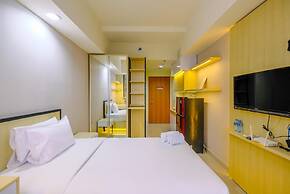 Comfy And Minimalist Studio At Evenciio Margonda Apartment