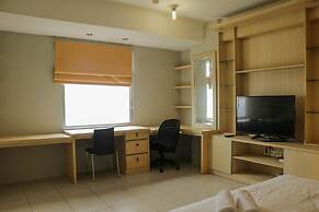 Fully Furnished And Spacious Studio At Green Bay Pluit Apartment