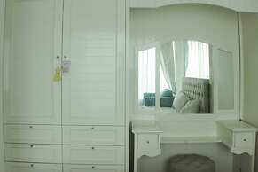 Elegant And Tidy Studio At Grand Kamala Lagoon Apartment