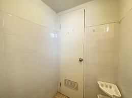 Well Furnished 2Br At Suites @Metro Apartment