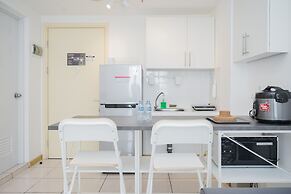 Comfort 2Br Apartment At M-Town Residence