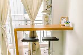 Cozy Living 2Br At Serpong Greenview Apartment