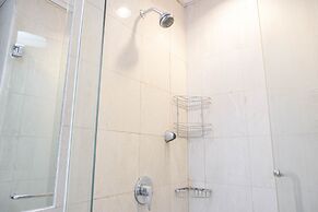 Comfort And Minimalist 3Br Apartment At Bellagio Residence