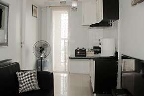Minimalist And Homey 1Br At Bassura City Apartment