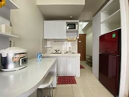 Cozy 2Br At Pinewood Apartment Jatinangor