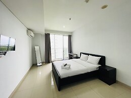 Cozy Studio Room At Dago Suites Apartment