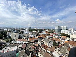 Strategic And Spacious 2Br At Apartment Braga City Walk