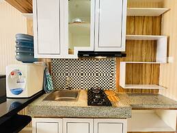 Spacious Studio Room Apartment At Parahyangan Residence