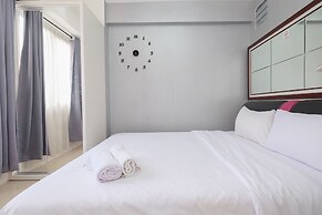 Comfort And Warm 2Br At Bassura City Apartment