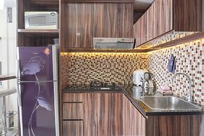 Well Appointed 1Br At The Wave Kuningan Apartment