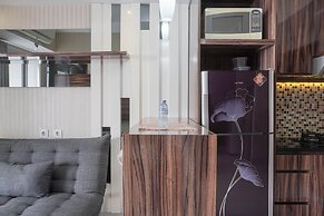 Well Appointed 1Br At The Wave Kuningan Apartment