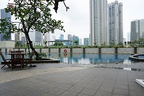 Well Appointed 1Br At The Wave Kuningan Apartment