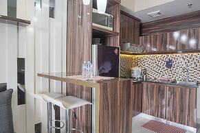 Well Appointed 1Br At The Wave Kuningan Apartment