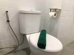 Fancy And Nice Studio At Sunter Park View Apartment