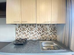 Private And Spacious Studio Room At Skyland City Jatinangor