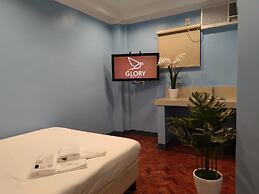 Glory Hotel Cubao
