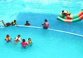 Trang Villa Hotel and Water Park