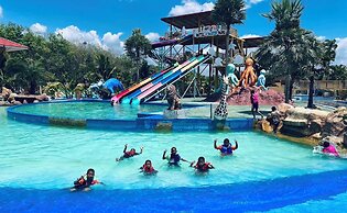 Trang Villa Hotel and Water Park