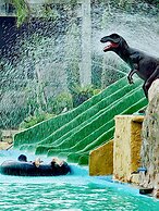 Trang Villa Hotel and Water Park