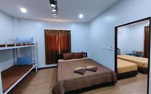 Trang Villa Hotel and Water Park