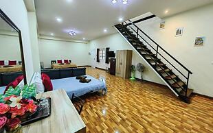 Trang Villa Hotel and Water Park