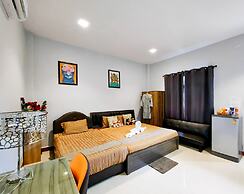 Trang Villa Hotel and Water Park