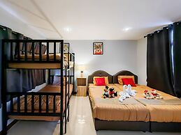 Trang Villa Hotel and Water Park