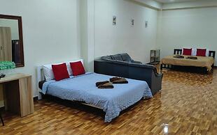 Trang Villa Hotel and Water Park