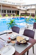 Playotel Resort Bhopal