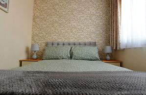 Lovely 2 bed Chalet in Bridlington Free Electric