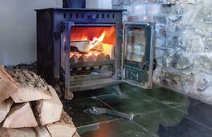 Berry Hall - Porty Eynon